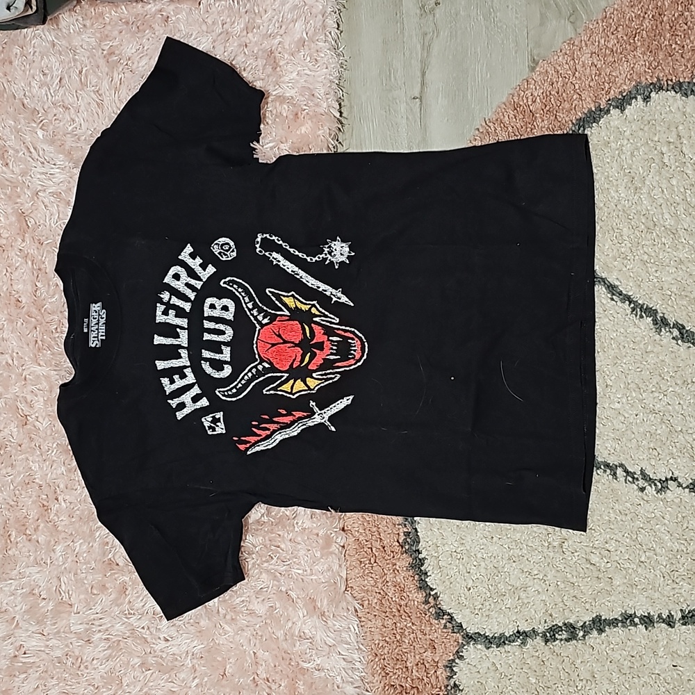 Stranger things tee
